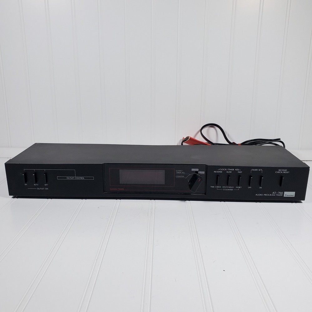 Vtg Sansui AT-700 Audio Program Timer Clock Switched Outlets Tested Japan
