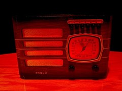 Old Wood Vintage Antique Restored Art Deco Radio Converted to a Bluetooth SPK!