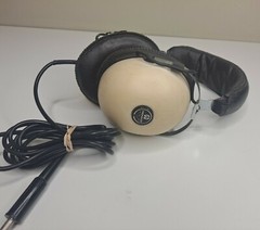 VTG 1970s PIONEER SE-30A Headband Over Ear 8 ohm Stereo HEADPHONES Made in Japan