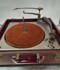 Vintage Webster Chicago Model 100-641 3 Speed Record Player