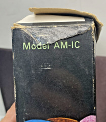 VINTAGE 1970s AUDIOVOX AM CAR RADIO MODEL AM-IC