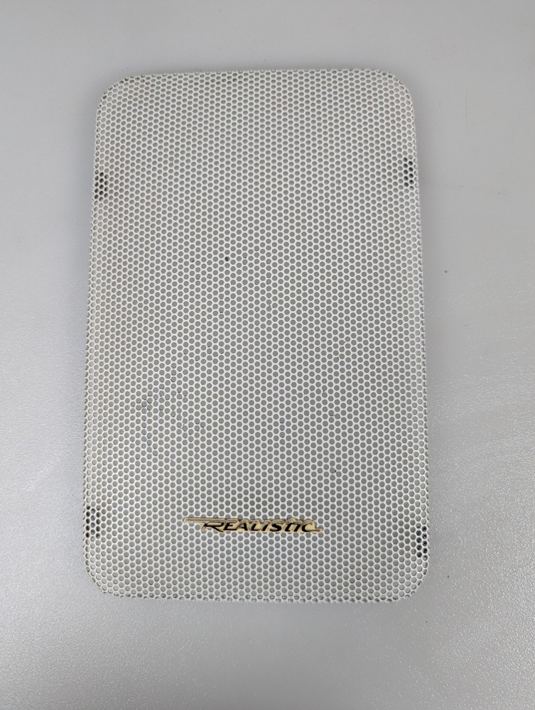 1-Vintage Realistic Minimus -7 Speaker white grill