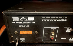 SAE Two T3U Stereo Tuner AM/FM