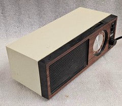 VINTAGE RCA Brown/Beige Model RZC221Y AM/FM Radio-TESTED/WORKS