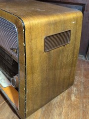 Retro 1960’s Loewe Opta Vineta Stereo German Tube Radio 4781W Wood VTG