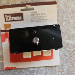 Vintage Master Electrician CATV TV VCR Selector Switch Video Control Box 4801