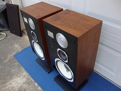 Super Nice JBL Delta L96 3-Way Floor Speakers – Reconditioned Classic