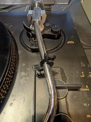 Hitachi HT-460 Direct Drive Auto Turntable Record Player – Working Read!