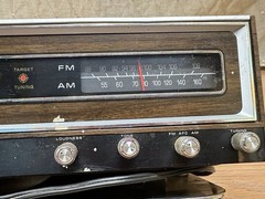 Vintage Zenith Solid State Circle of Sound AM/FM Radio Model J421W Works!