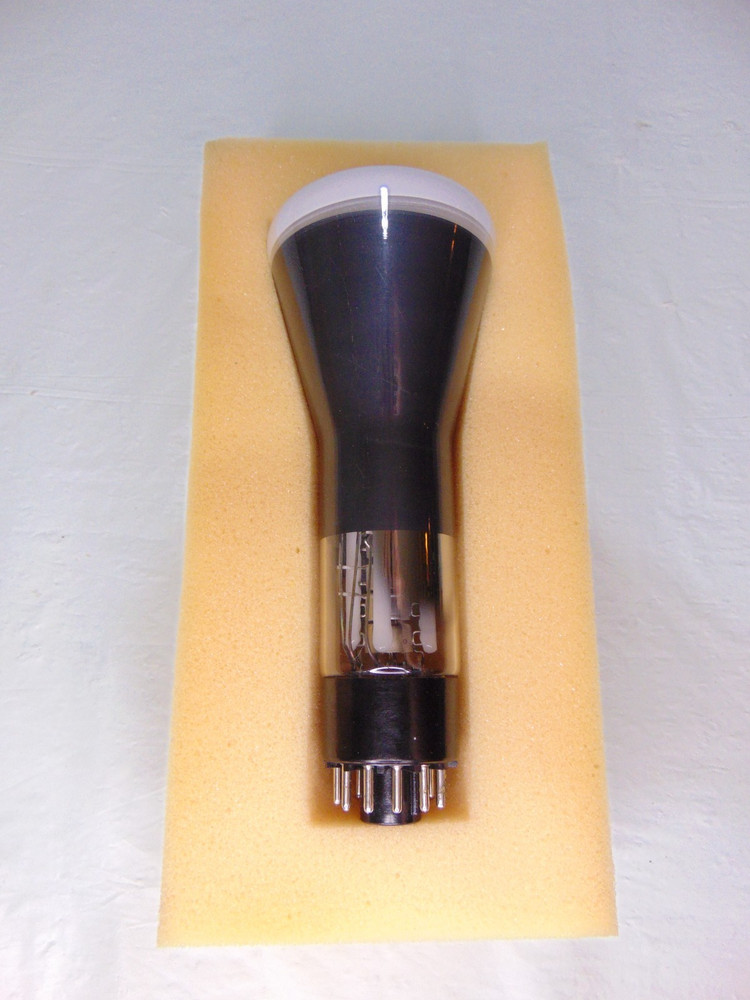 NOS CRT ELECTRON TUBE 840210 Brand Unknown