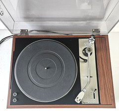 Sansui Belt Drive SR-3030B Turntable. Vintage
