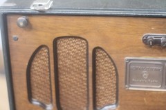 Vintage 1932 General Electric A-81 Portable Radio with tubes, missing cover.