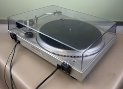 TECHNICS SL-Q2 TURNTABLE