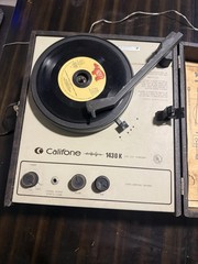 Vintage Califone 1430K Record Player Portable Phonograph Working Tested Speaker