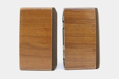 Realistic Minimus 7 W, Walnut Compact Bookshelf Speakers Cat. No. 40-2039B
