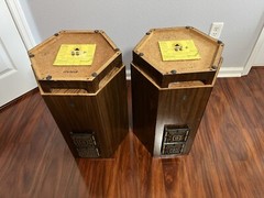 PAIR EMPIRE GRENADIER 6000 SPEAKERS Round Marble Table Top Vintage