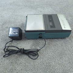 BELL & HOWELL Cassette Tape Player 3020 Educator Series Green Vintage Works!!