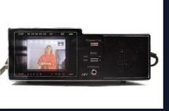 AWESOME WOKRING PANASONIC TRAVELVISION CT-101 PORTABLE CRT COLOR TV 1.5 COMPLETE