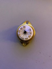 TUBE SOCKET – 9 Pin Noval Ceramic – Chassis (BOTTOM) Mount – Gold – (1pc)