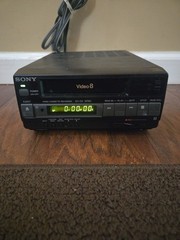 Sony EV-C3 Video8 Compact 8mm Player Recorder Parts Or Repair Powers On READ