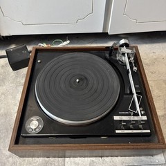 VINTAGE Garrard model #82 turn table Read!!!