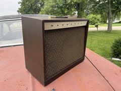 Vintage Magnatone Amplifier Missing Electronics