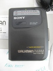 2 Vintage SONY FM/AM WALKMAN Cassette Players – FX301 & FX101 – Both Work rd