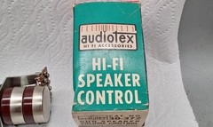 Audiotex 30-372 / DUO SPEAKER VOLUME CONTROL 8 OHM “”L”” PAD STEREO