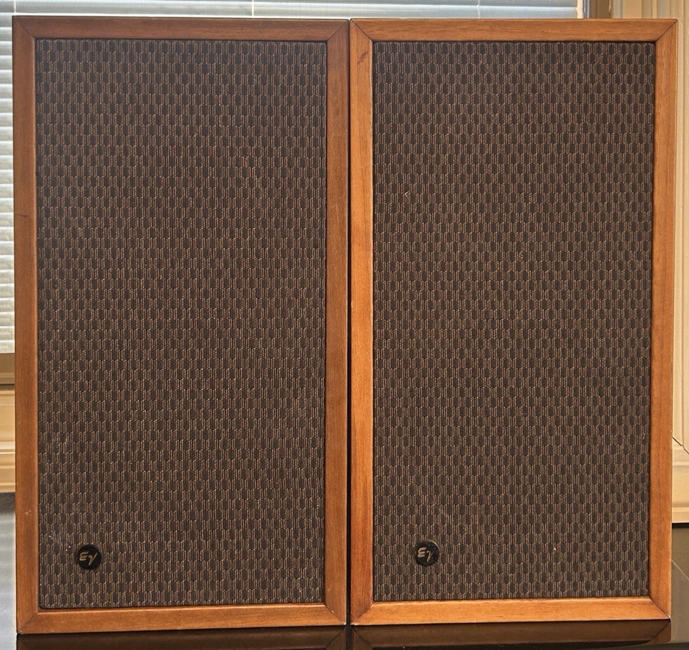 Vintage Walnut Electro-Voice 1960s/1970s Model EV-11 Eleven Speakers – Clean!
