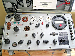 TUNGSRAM E88CC/6DJ8 VACUUM TUBE BALANCED TV-7 TESTED.