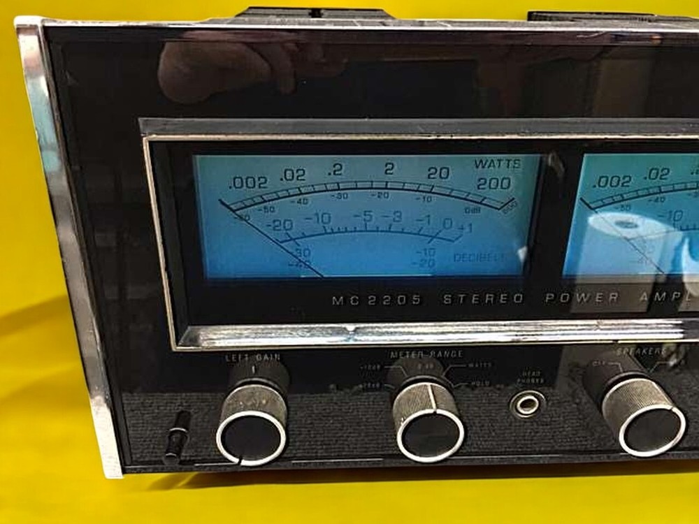 [Maintained in December 2024]McIntosh MC2205 Stereo Power Amplifier Beautiful