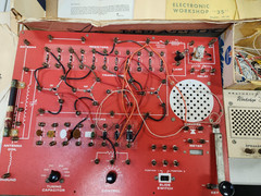 Heathkit Jr. DELUXE ELECTRONIC WORKSHOP – See Pictures & Read Description