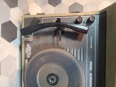 Vintage Audiotronics 300-A Record Player Portable Turntable 4-Speed – Tested WOW
