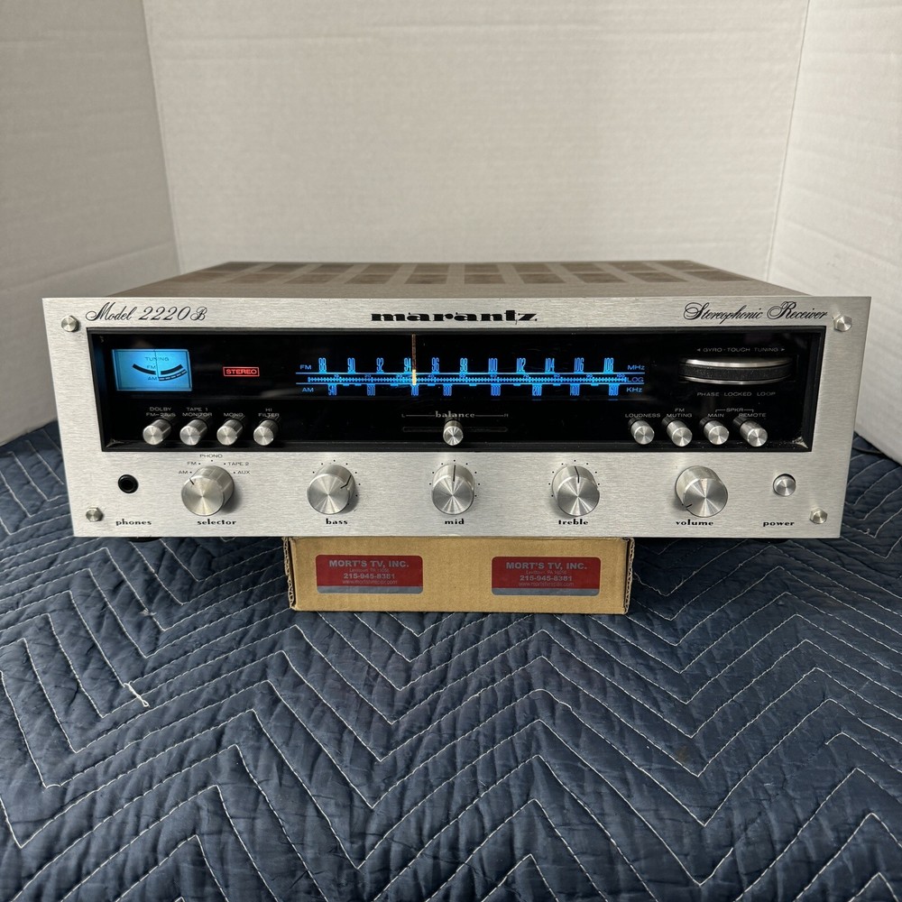 MARANTZ 2220B VINTAGE AM/FM STEREO RECEIVER – SERVICED – CLEANED – TESTED
