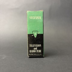 1961 12AX7 7025 Sylvania Tube Gray Short Plate O Getter TV7 Test NOS SY-7