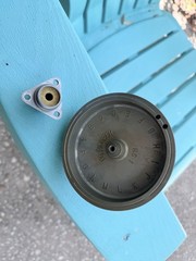 Pioneer RT-909 Capstan Assembly (Right) RXB-283