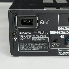 Sony EV-C40 Video8 Video Cassette Recorder Player – Powers On – UNTESTED