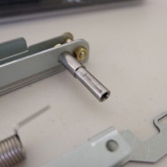 Akai GX-77 Reel to Reel – LEFT Pinch Roller Arm Assembly – Genuine Parts