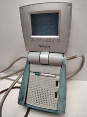 Sony Watchman FDL-252T Portable B&W Analog TV Clamshell Retro Collectible WORKS!