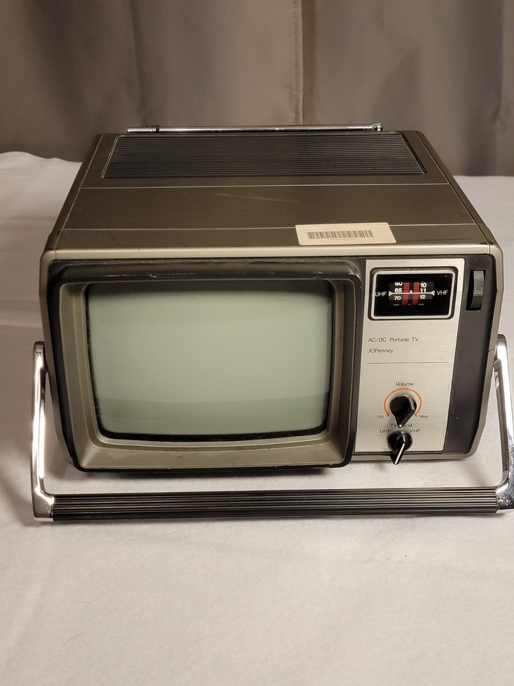 Vintage 1983 Portable TV Radio JC Penney 685-1036A CRT Made In Taiwan