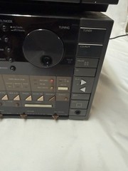 Mitsubishi Am/FM Stereo Cassette Auto Changer System DA-L70 Turntable LT-70