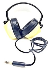 Vintage Sky Stereo Headphones Model V-372 3.5 mm Jack Cushioned Ear Pads Taiwan