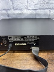 Vintage Pioneer FM/AM Digital Synthesizer Tuner F-Z93 Stereo System Electronics