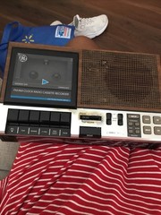 Vintage GE 7-4956B AM/FM Radio Cassette Player/Recorder Wood grain: Working