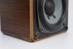 Realistic Minimus 7 W, Walnut Compact Bookshelf Speakers Cat. No. 40-2039B