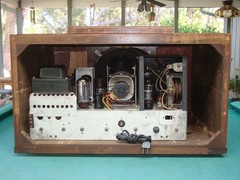 Vintage 1940s DeWald BT-100, 10″ Table Top TV, RCA 630 Clone