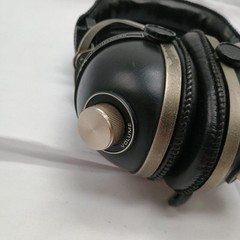 Pioneer SE-405 padded multi volume control full size jack headphones For Parts