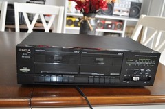 Vintage Mitsubishi MGA M-T2200 Stereo Cassete Deck