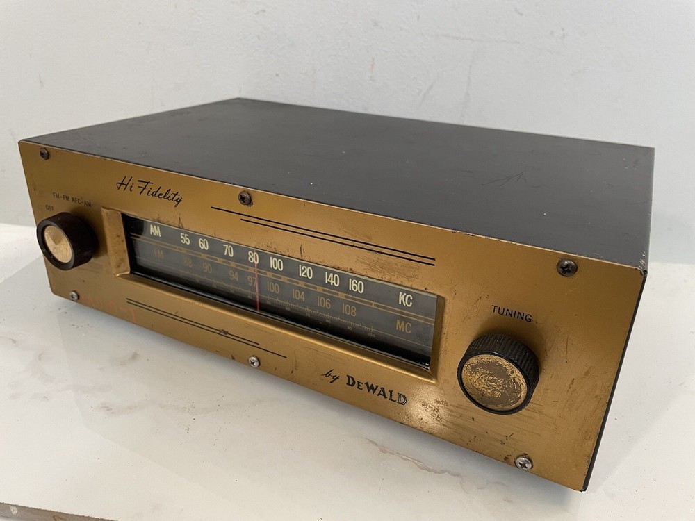 Vintage DeWald Tube Radio Receiver AM FM AFC 7-Tube L-803 A Powers On/Lights Up