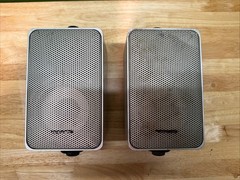 Vintage Realistic 40-2034A Minimus 7 Speakers Silver 40w 8 Ohm W/Wall Mounts